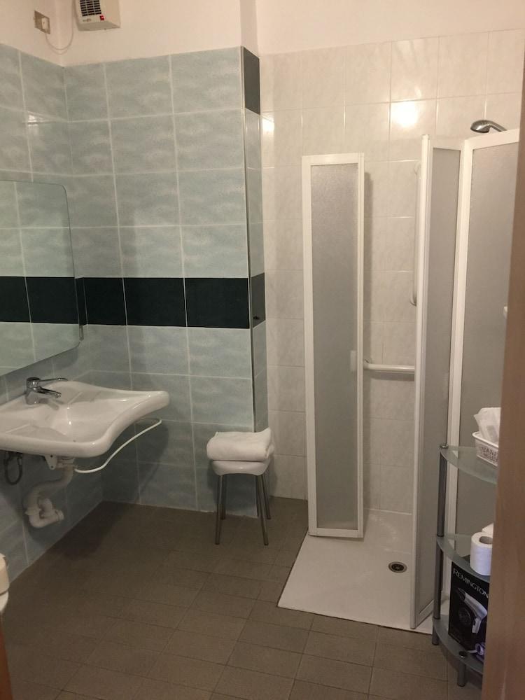 Hotel Athos Riva del Garda