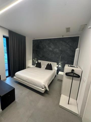 Athos Hotel